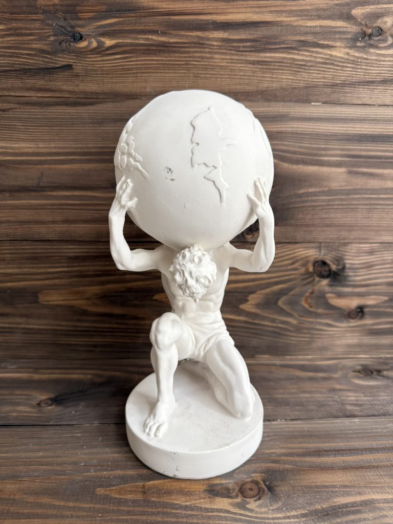 Ham Polyester Atlas Dünya Figürü