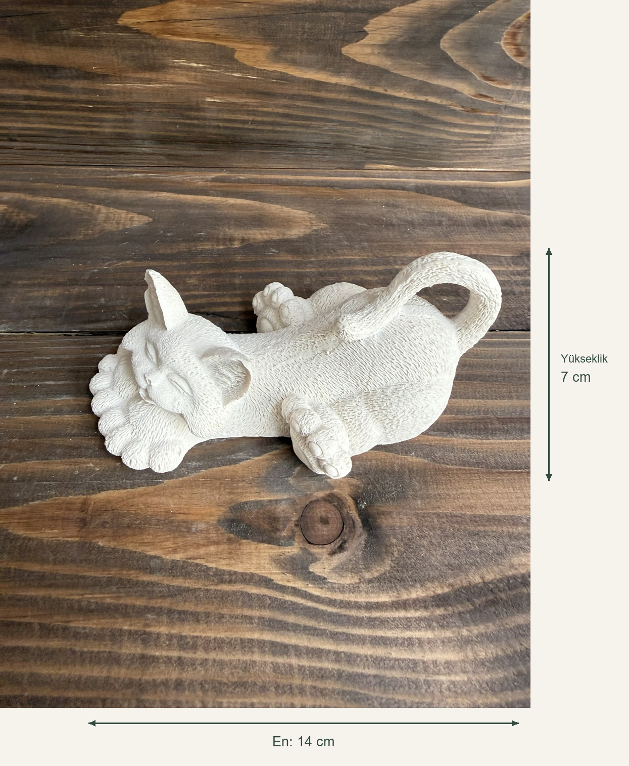 Ham Polyester Misu Kedi Figürü – Yükseklik: 7 cm; En: 14 cm